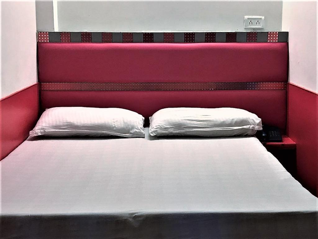 Hotel Kwality New Delhi Ngoại thất bức ảnh