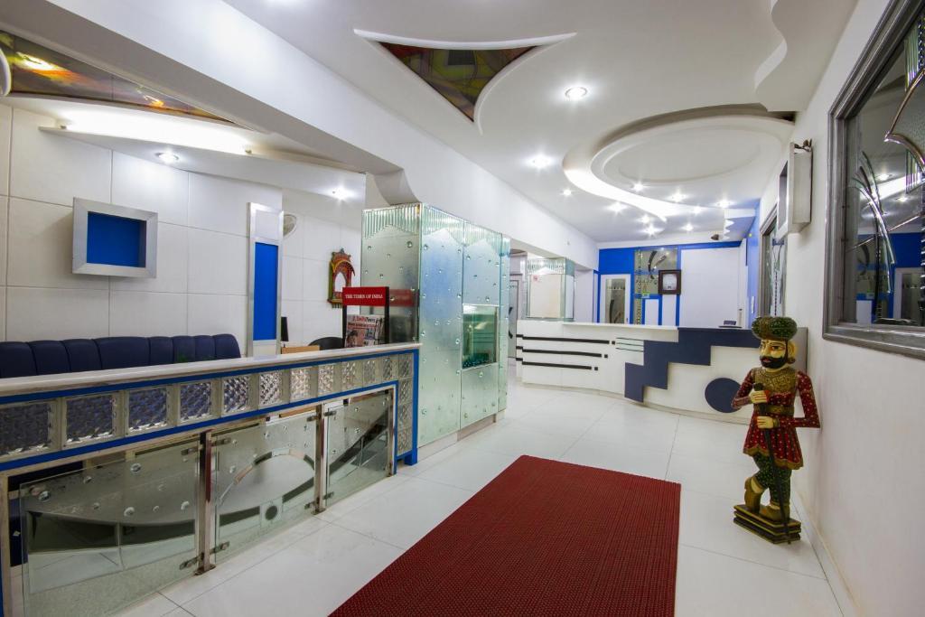 Hotel Kwality New Delhi Ngoại thất bức ảnh