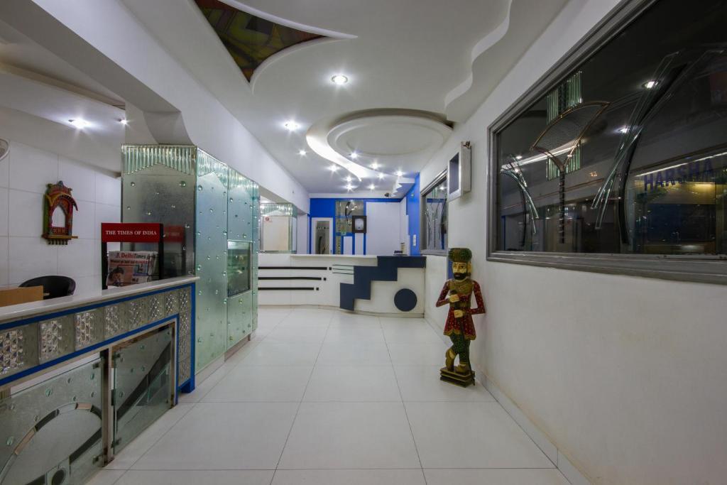 Hotel Kwality New Delhi Ngoại thất bức ảnh