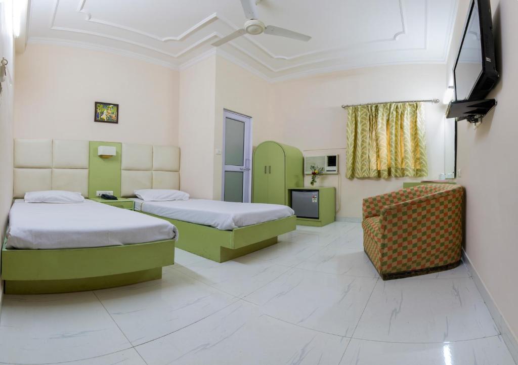 Hotel Kwality New Delhi Ngoại thất bức ảnh